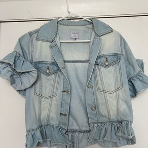 Short sleeve ruffle Jean jacket